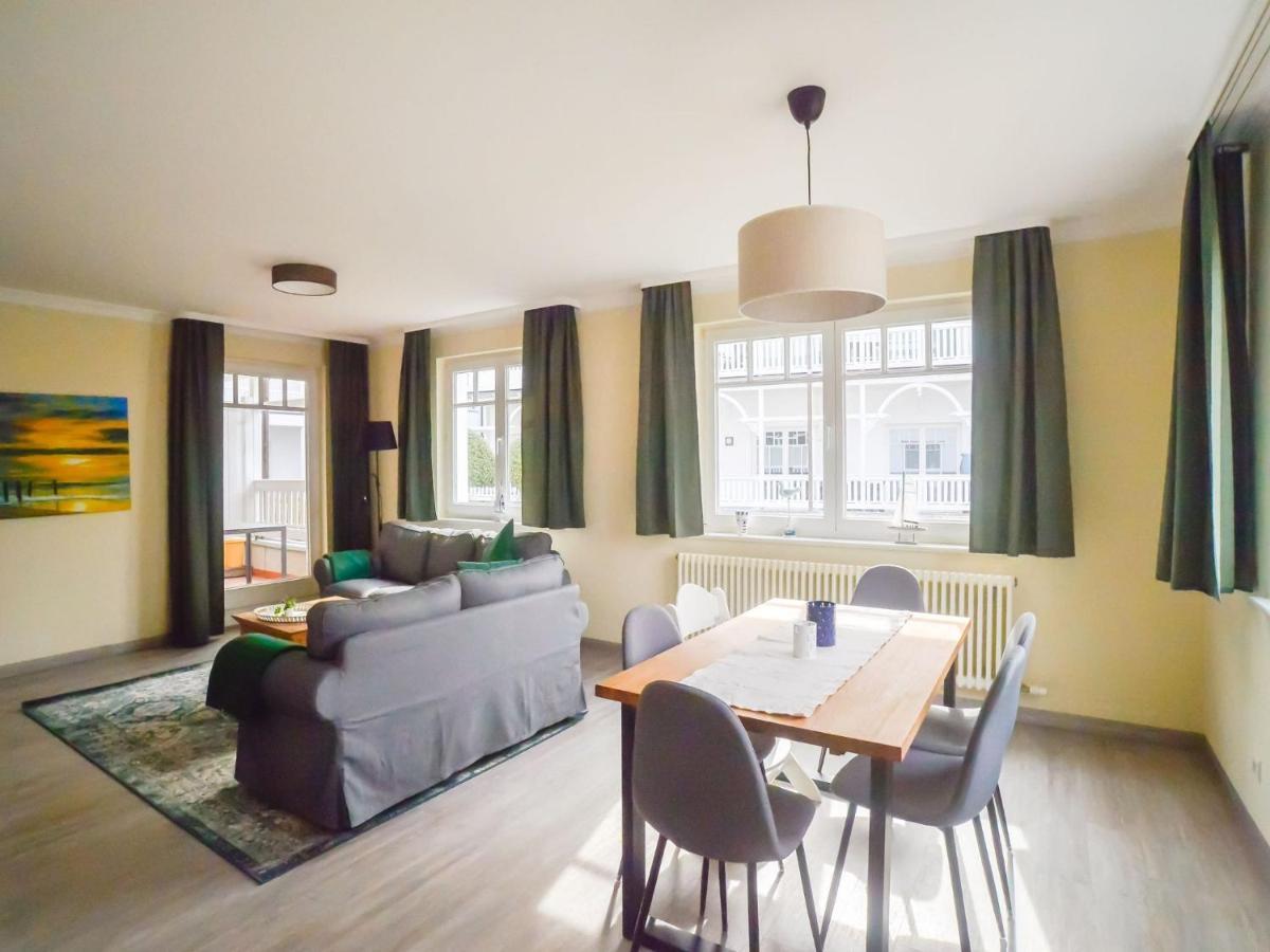 Strandvillen Binz - Ferienwohnung Mit 2 Schlafzimmern Und Balkon Ah-563 Exterior foto